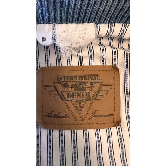 International Denim Men’s XL Universal Studios Embroidered Denim Jacket - Picture 8 of 13